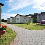 Casa de Férias Osrodek Niebianska Plaza *