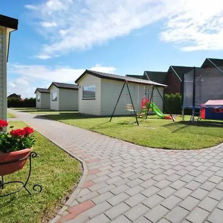 בית נופש Osrodek Niebianska Plaza *