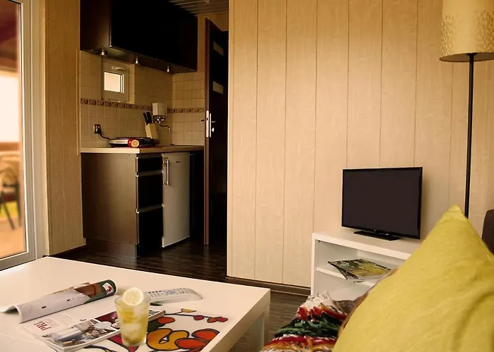 بيت للعطل Osrodek Niebianska Plaza